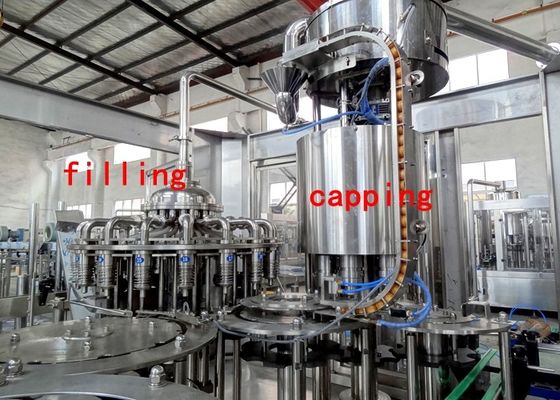 चीन 3 1 मोनोब्लॉक तरल भरने की मशीन में आपूर्तिकर्ता